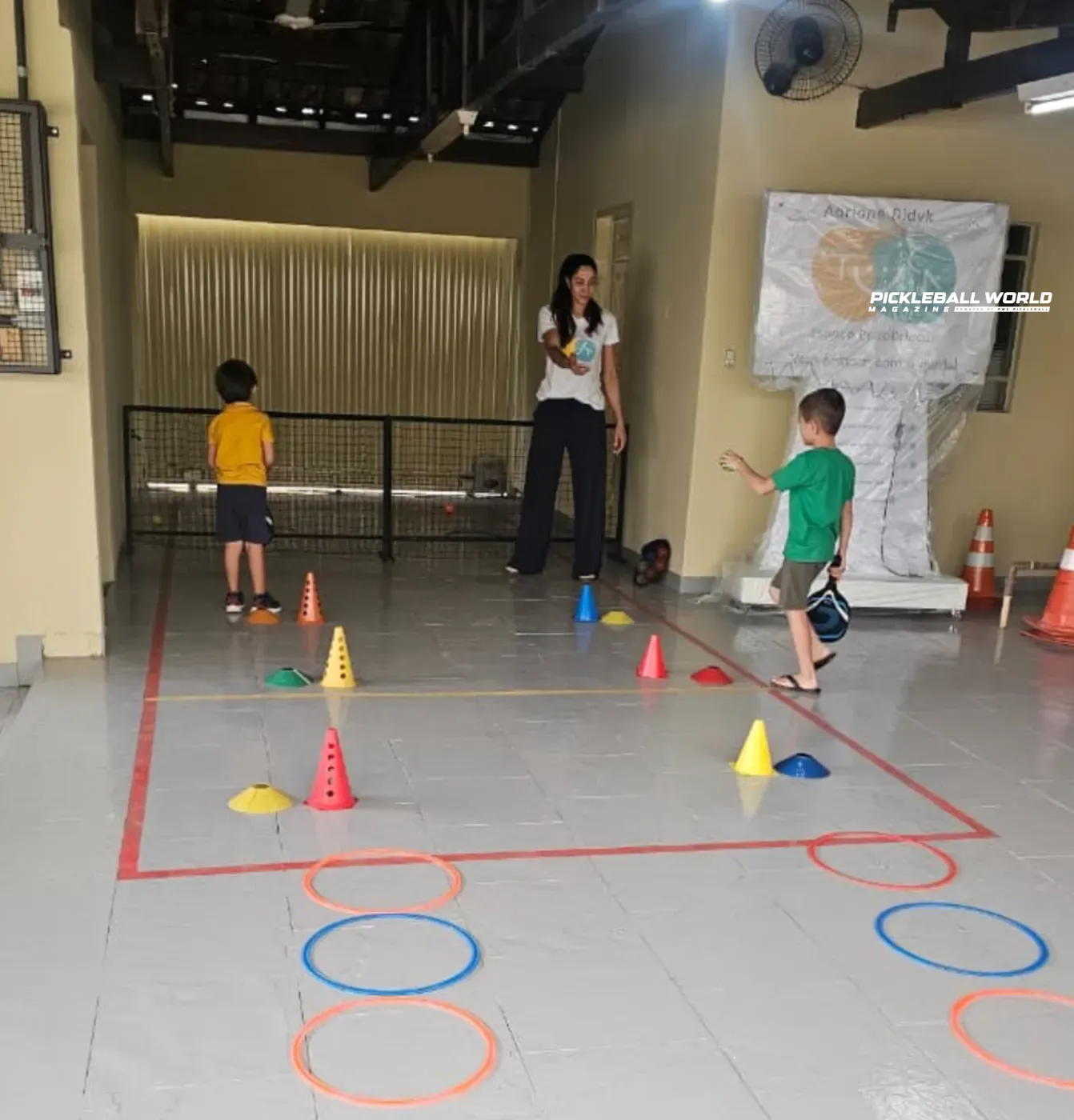 KHI PICKLEBALL KHÔNG CÒN CHỈ LÀ MỘT MÔN THỂ THAO: CÁCH BRAZIL GIÚP TRẺ EM TÌM THẤY “VỊ TRÍ” CỦA MÌNH